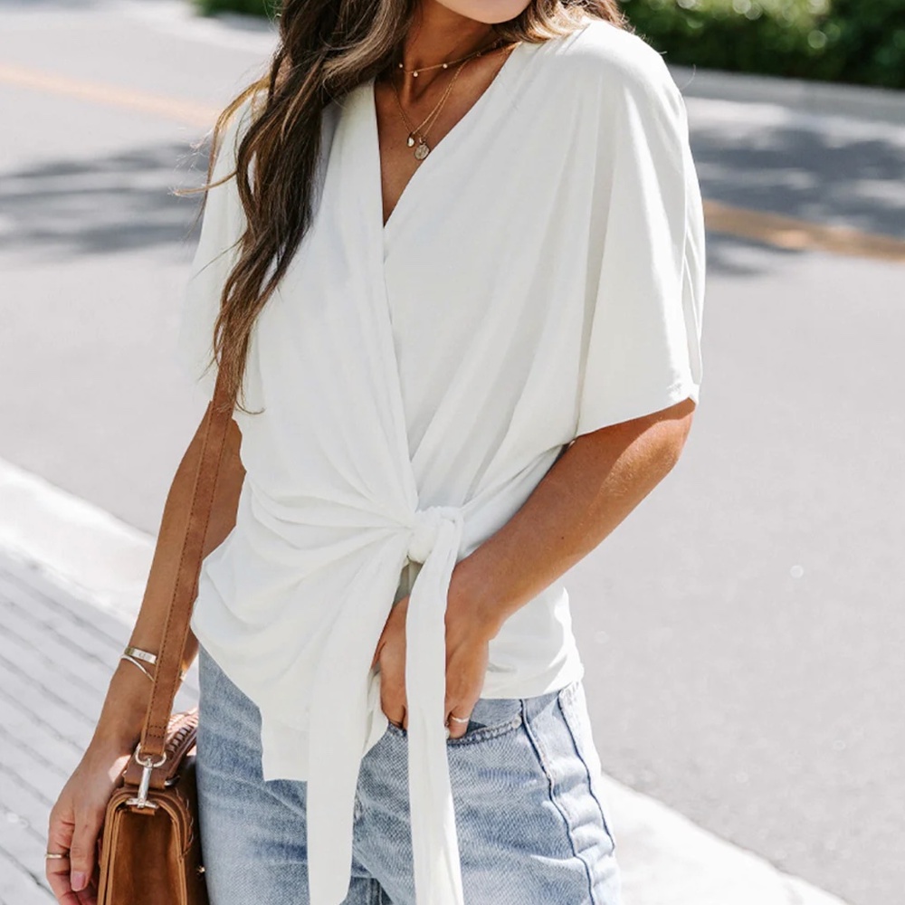NWT Women's Size Large Ivory Short Sleeve Wrap Top Blouse